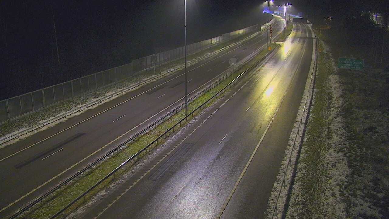 Weather Camera Image Väg 7 Pyttis Marnadsbacken , bom, öst, Pyhtää, Kymenlaakso