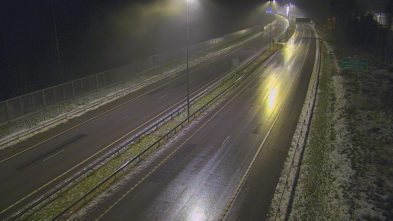 Weather Camera Image Väg 7 Pyttis Marnadsbacken , bom, öst, Pyhtää, Kymenlaakso