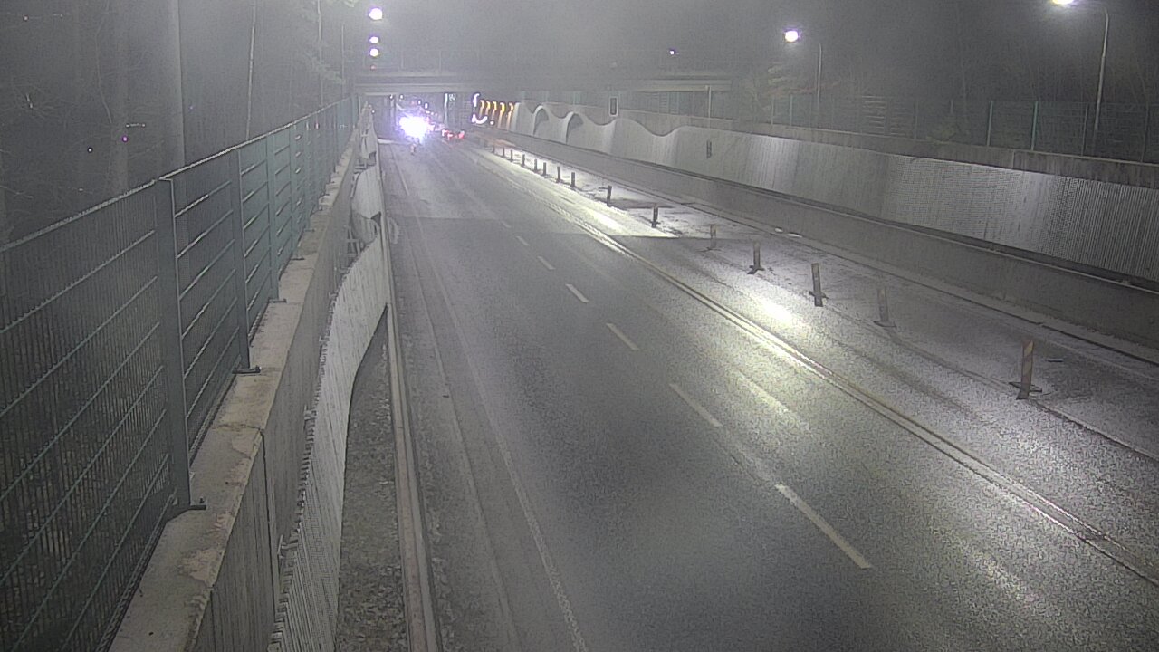 Kelikamerat Kuva Tie 102 Espoo Hiidenkallion tunneli, suuaukko pohj., Espoo, Uusimaa