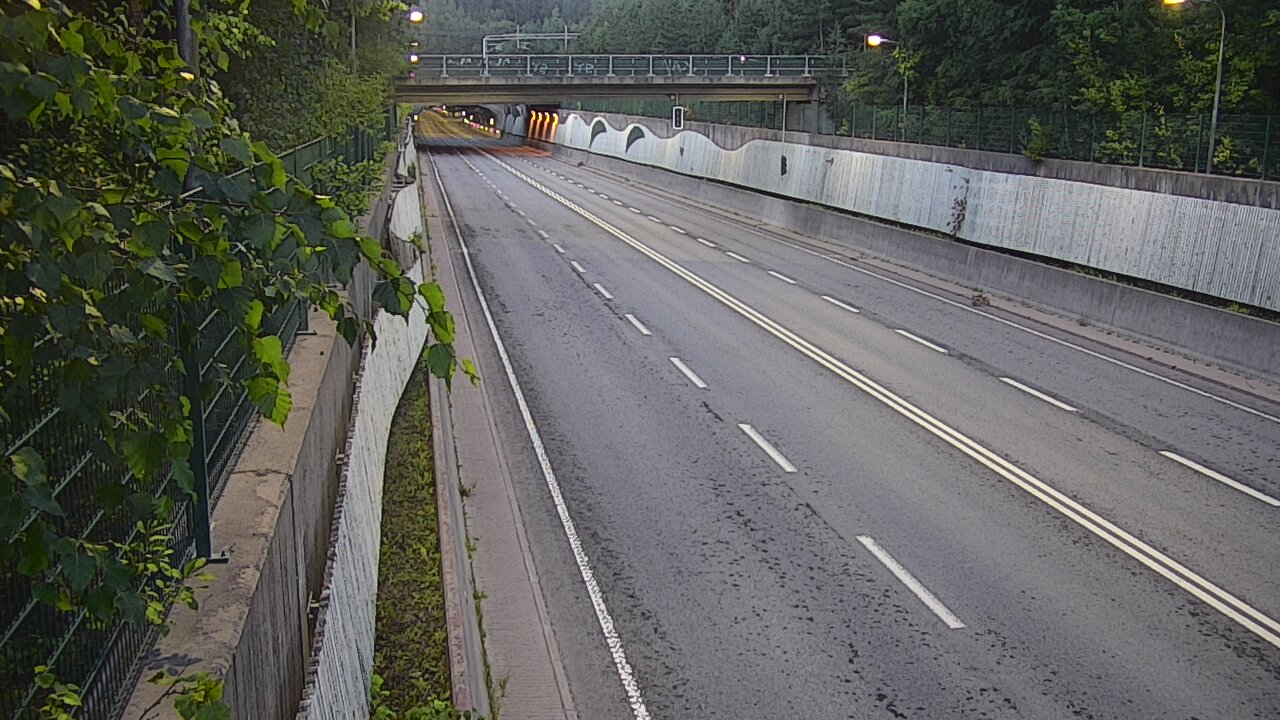 Kelikamerat Kuva Tie 102 Espoo Hiidenkallion tunneli, suuaukko pohj., Espoo, Uusimaa