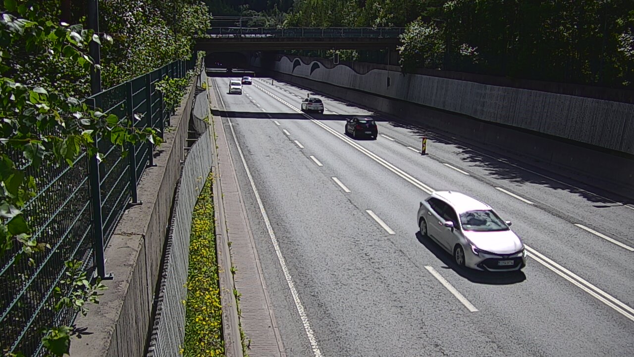 Kelikamerat Kuva Tie 102 Espoo Hiidenkallion tunneli, suuaukko pohj., Espoo, Uusimaa
