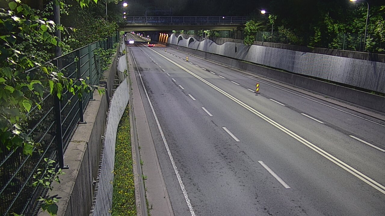 Kelikamerat Kuva Tie 102 Espoo Hiidenkallion tunneli, suuaukko pohj., Espoo, Uusimaa