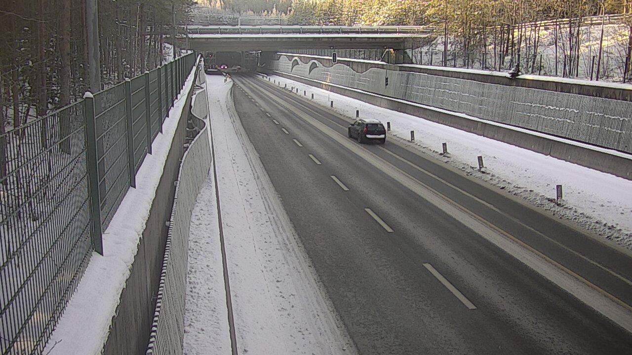 Kelikamerat Kuva Tie 102 Espoo Hiidenkallion tunneli, suuaukko pohj., Espoo, Uusimaa