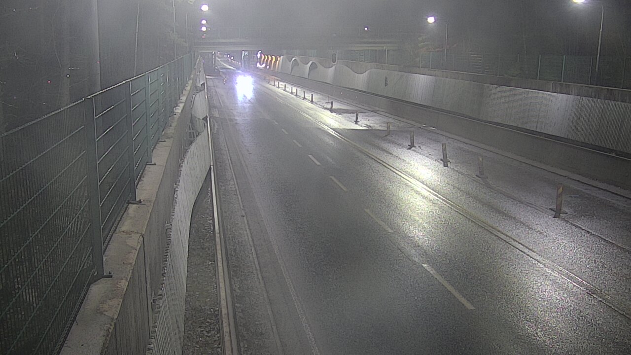 Kelikamerat Kuva Tie 102 Espoo Hiidenkallion tunneli, suuaukko pohj., Espoo, Uusimaa