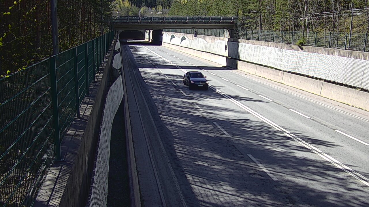 Kelikamerat Kuva Tie 102 Espoo Hiidenkallion tunneli, suuaukko pohj., Espoo, Uusimaa