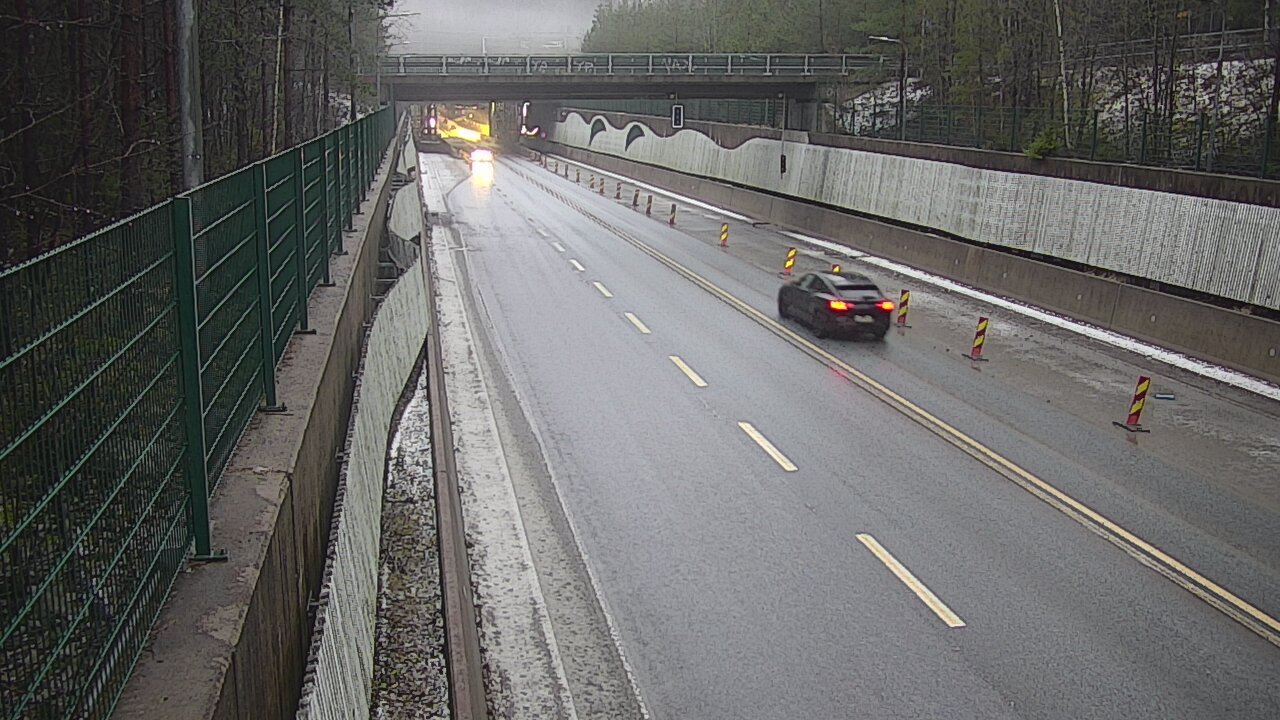 Kelikamerat Kuva Tie 102 Espoo Hiidenkallion tunneli, suuaukko pohj., Espoo, Uusimaa