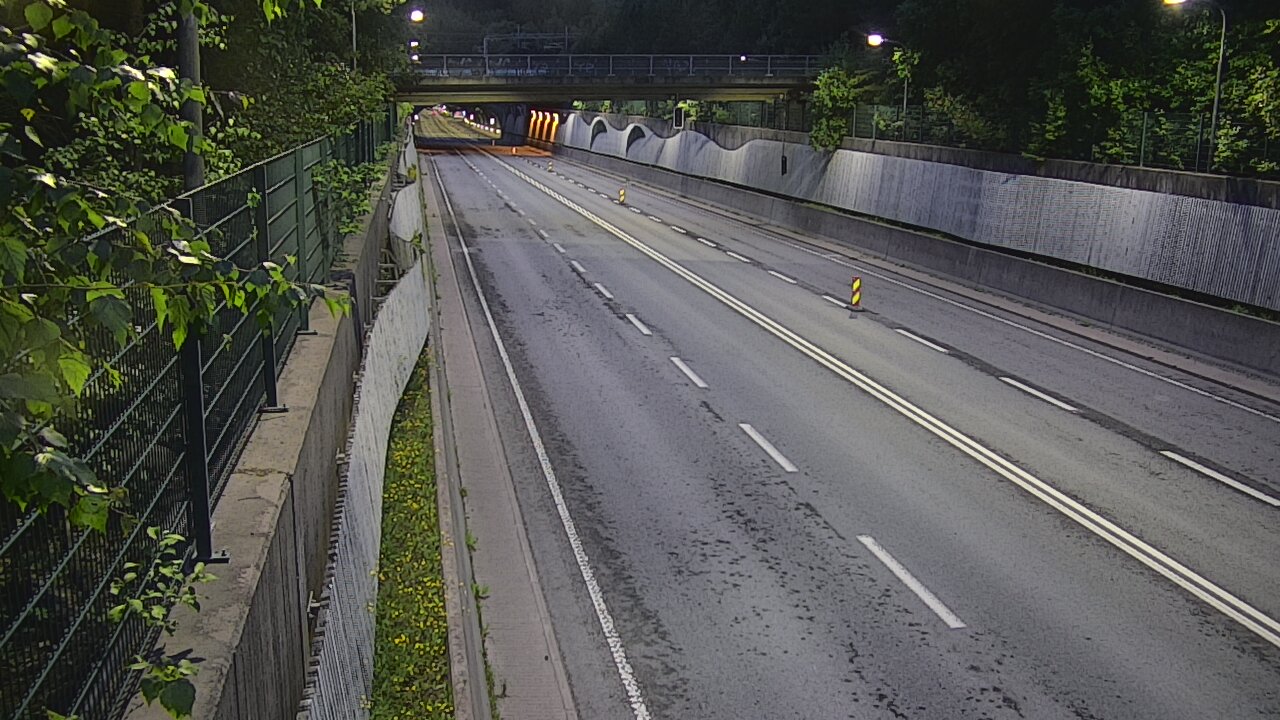 Kelikamerat Kuva Tie 102 Espoo Hiidenkallion tunneli, suuaukko pohj., Espoo, Uusimaa