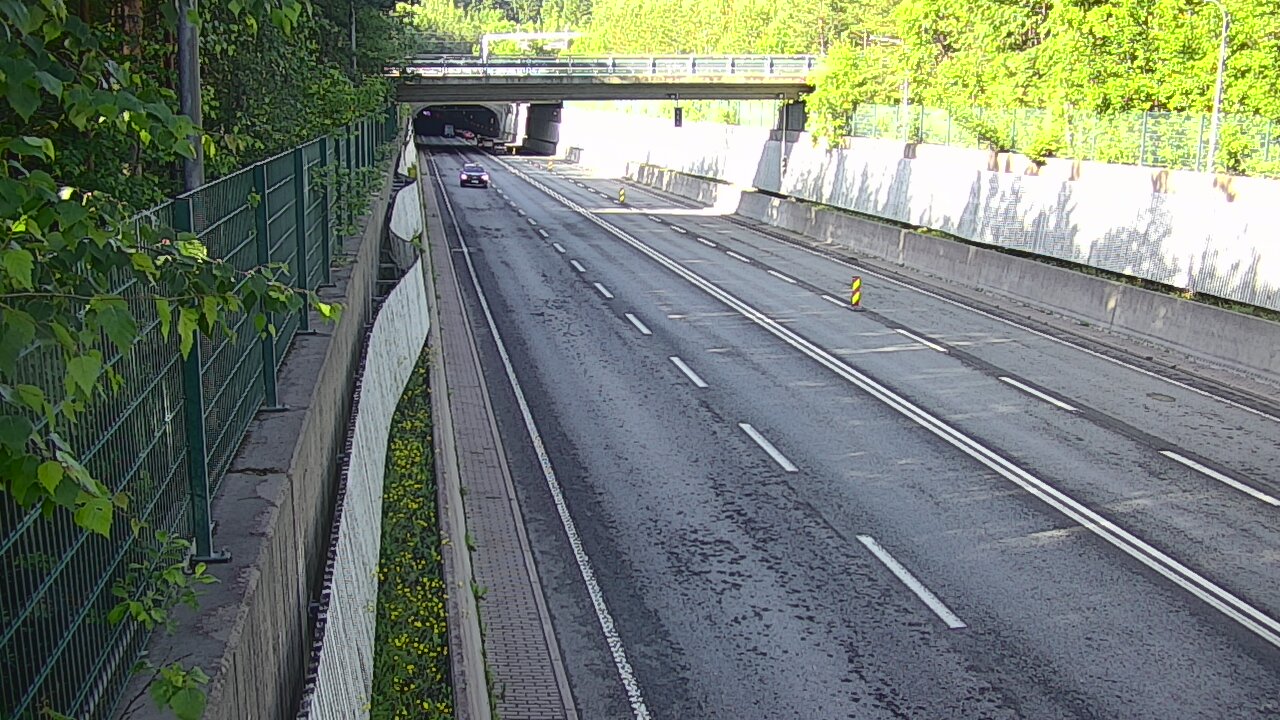 Kelikamerat Kuva Tie 102 Espoo Hiidenkallion tunneli, suuaukko pohj., Espoo, Uusimaa