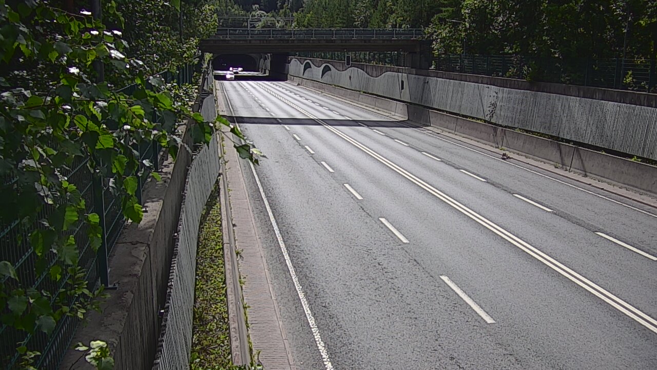 Kelikamerat Kuva Tie 102 Espoo Hiidenkallion tunneli, suuaukko pohj., Espoo, Uusimaa