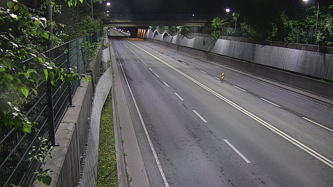 Kelikamerat Kuva Tie 102 Espoo Hiidenkallion tunneli, suuaukko pohj., Espoo, Uusimaa