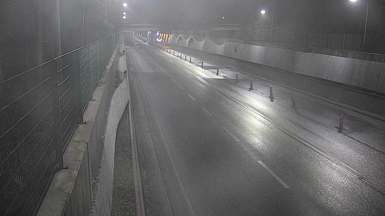 Kelikamerat Kuva Tie 102 Espoo Hiidenkallion tunneli, suuaukko pohj., Espoo, Uusimaa