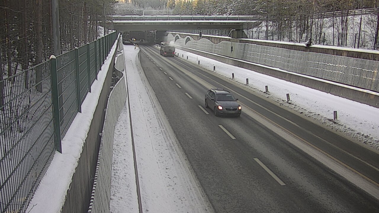 Kelikamerat Kuva Tie 102 Espoo Hiidenkallion tunneli, suuaukko pohj., Espoo, Uusimaa