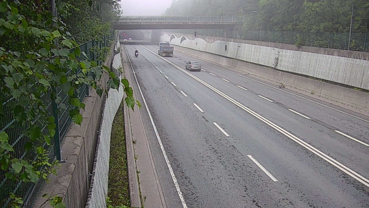 Weather Camera Image Road 102 Espoo Hiidenkallion tunneli, suuaukko north., Espoo, Uusimaa