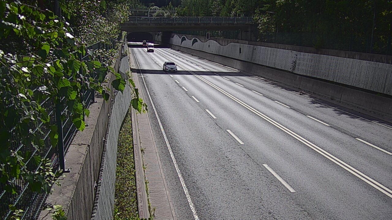 Kelikamerat Kuva Tie 102 Espoo Hiidenkallion tunneli, suuaukko pohj., Espoo, Uusimaa