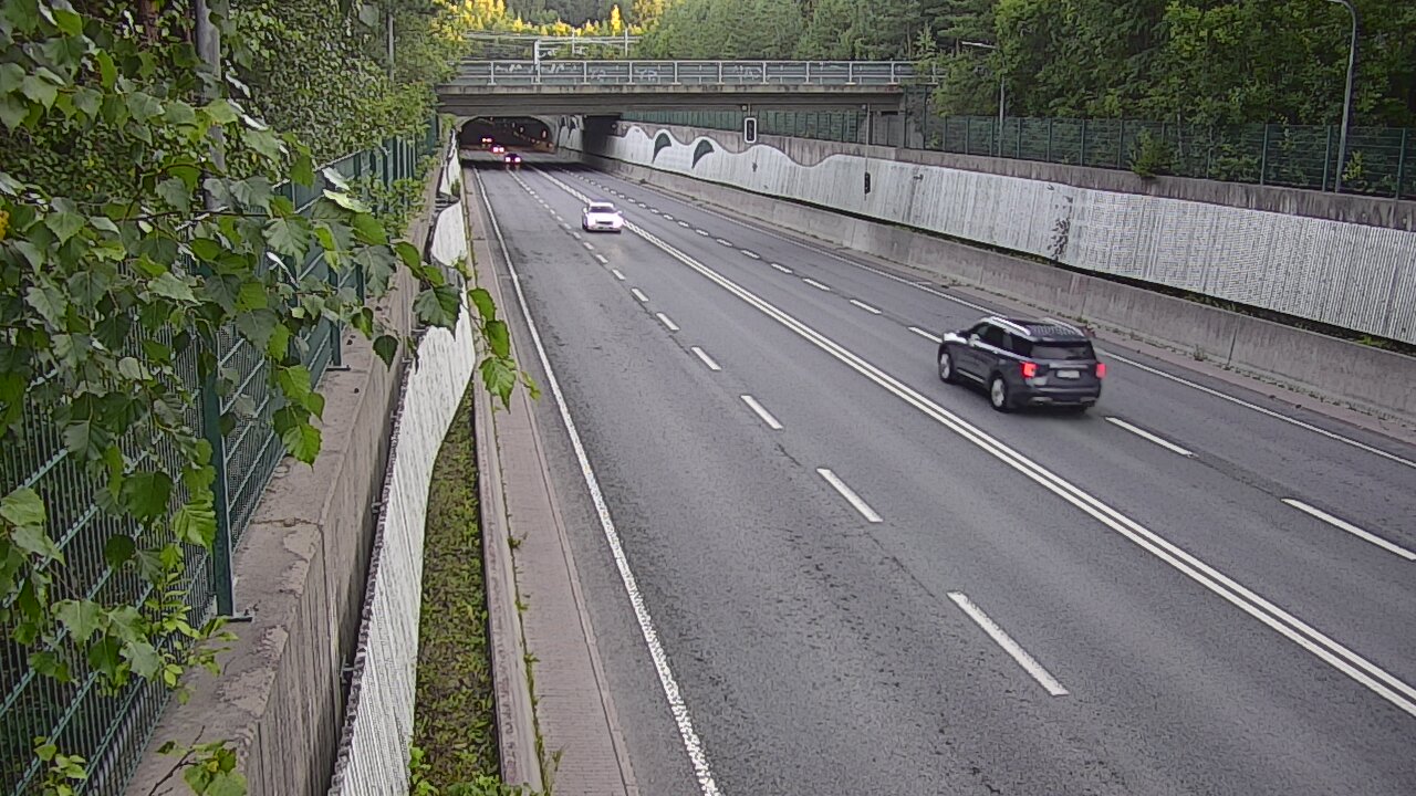 Kelikamerat Kuva Tie 102 Espoo Hiidenkallion tunneli, suuaukko pohj., Espoo, Uusimaa