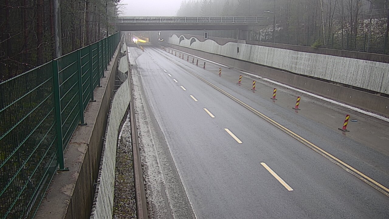 Kelikamerat Kuva Tie 102 Espoo Hiidenkallion tunneli, suuaukko pohj., Espoo, Uusimaa