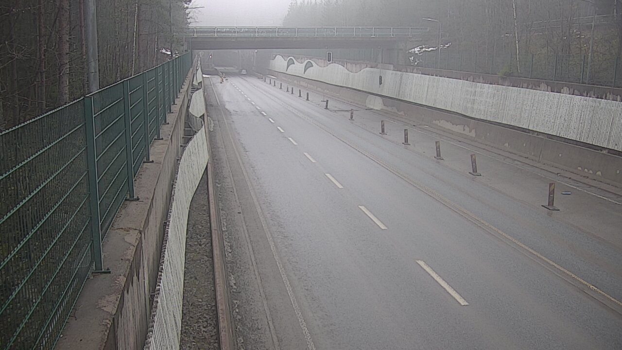 Weather Camera Image Väg 102 Esbo Hiidenkallio tunnel, suuaukko nord., Espoo, Uusimaa