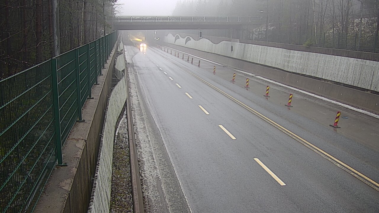 Kelikamerat Kuva Tie 102 Espoo Hiidenkallion tunneli, suuaukko pohj., Espoo, Uusimaa