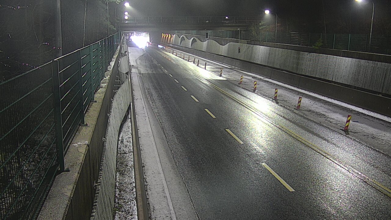 Kelikamerat Kuva Tie 102 Espoo Hiidenkallion tunneli, suuaukko pohj., Espoo, Uusimaa