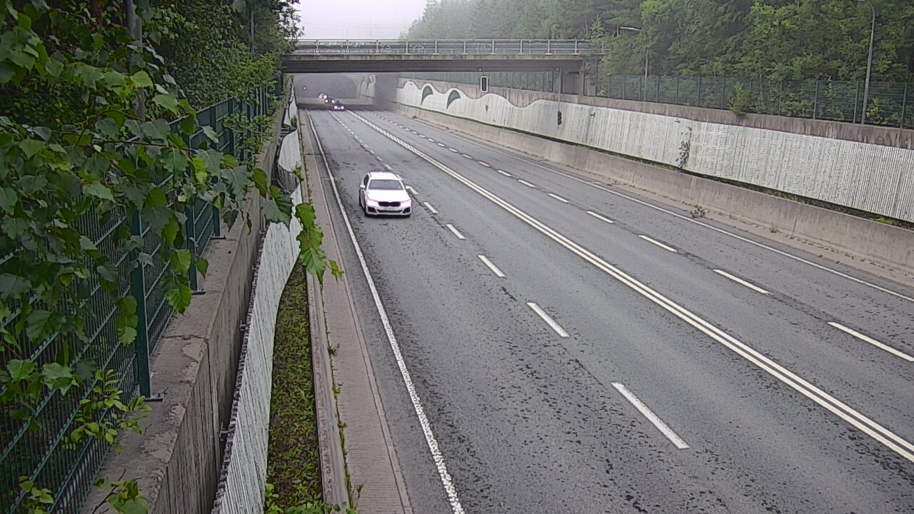 Weather Camera Image Road 102 Espoo Hiidenkallion tunneli, suuaukko north., Espoo, Uusimaa