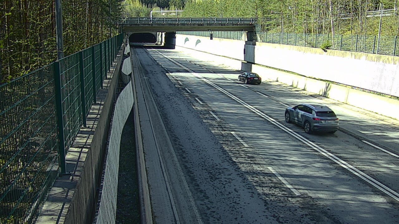 Kelikamerat Kuva Tie 102 Espoo Hiidenkallion tunneli, suuaukko pohj., Espoo, Uusimaa