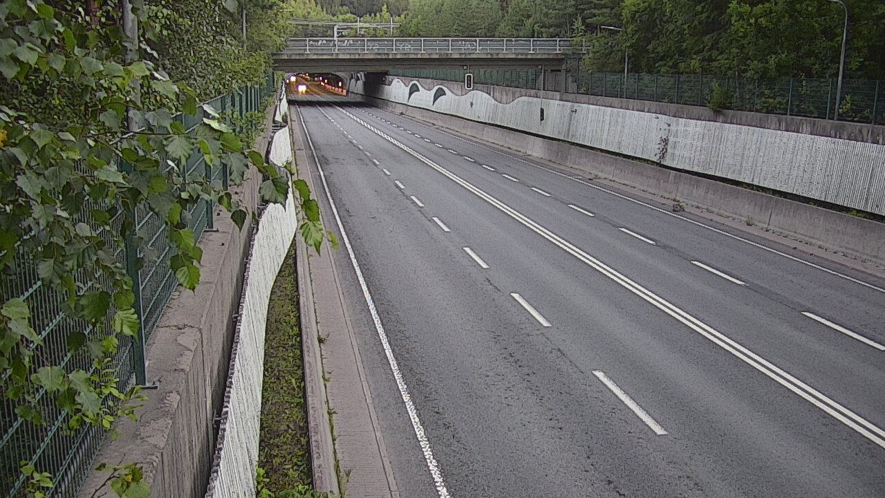 Kelikamerat Kuva Tie 102 Espoo Hiidenkallion tunneli, suuaukko pohj., Espoo, Uusimaa