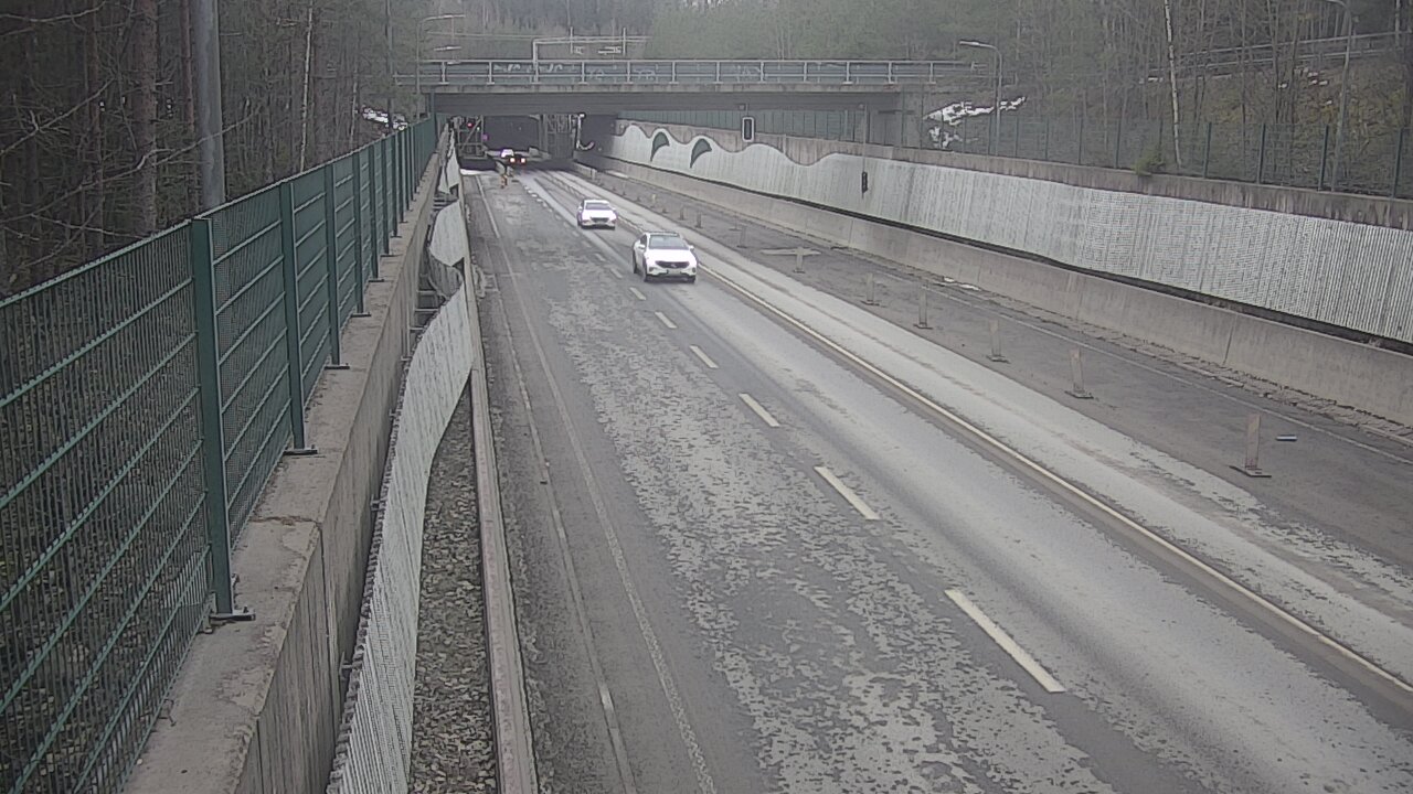 Kelikamerat Kuva Tie 102 Espoo Hiidenkallion tunneli, suuaukko pohj., Espoo, Uusimaa