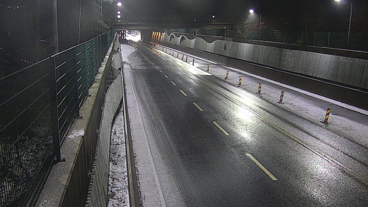 Kelikamerat Kuva Tie 102 Espoo Hiidenkallion tunneli, suuaukko pohj., Espoo, Uusimaa