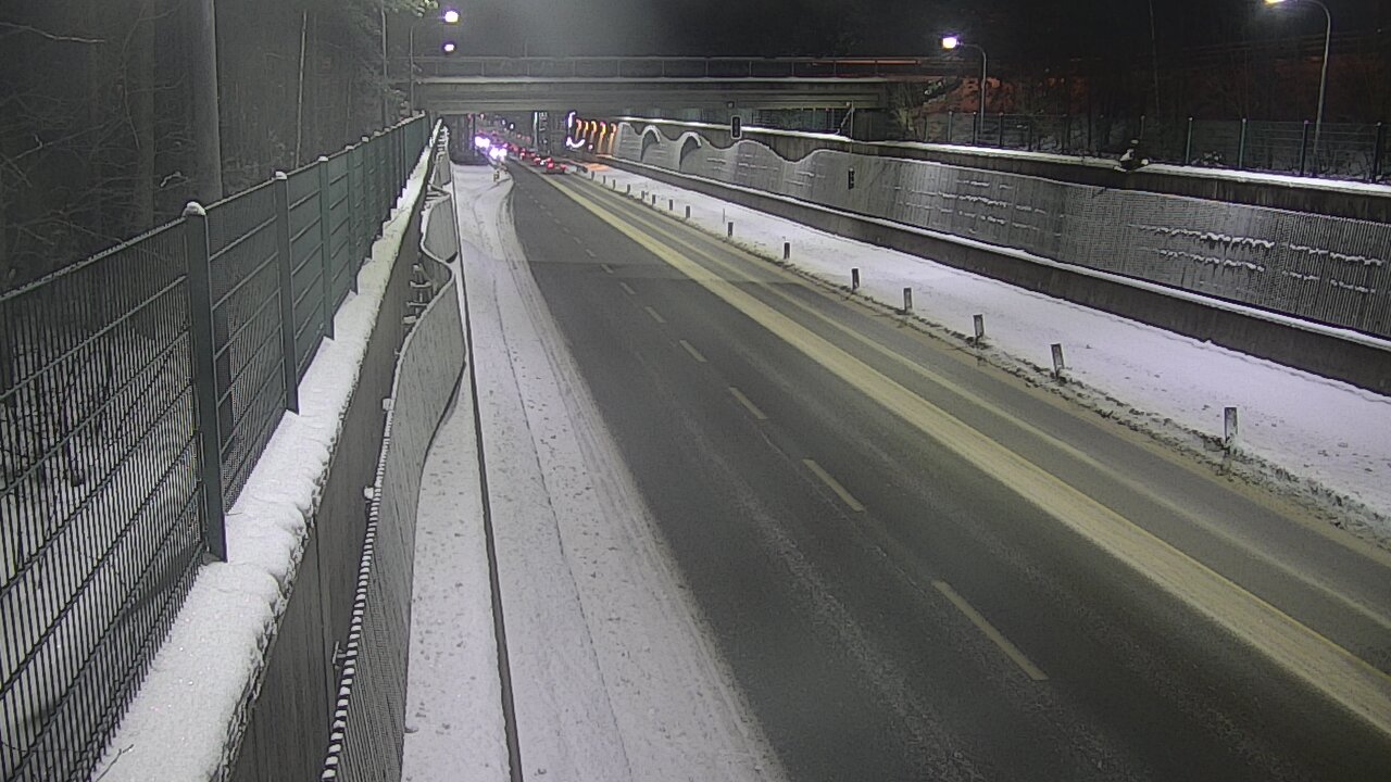 Kelikamerat Kuva Tie 102 Espoo Hiidenkallion tunneli, suuaukko pohj., Espoo, Uusimaa