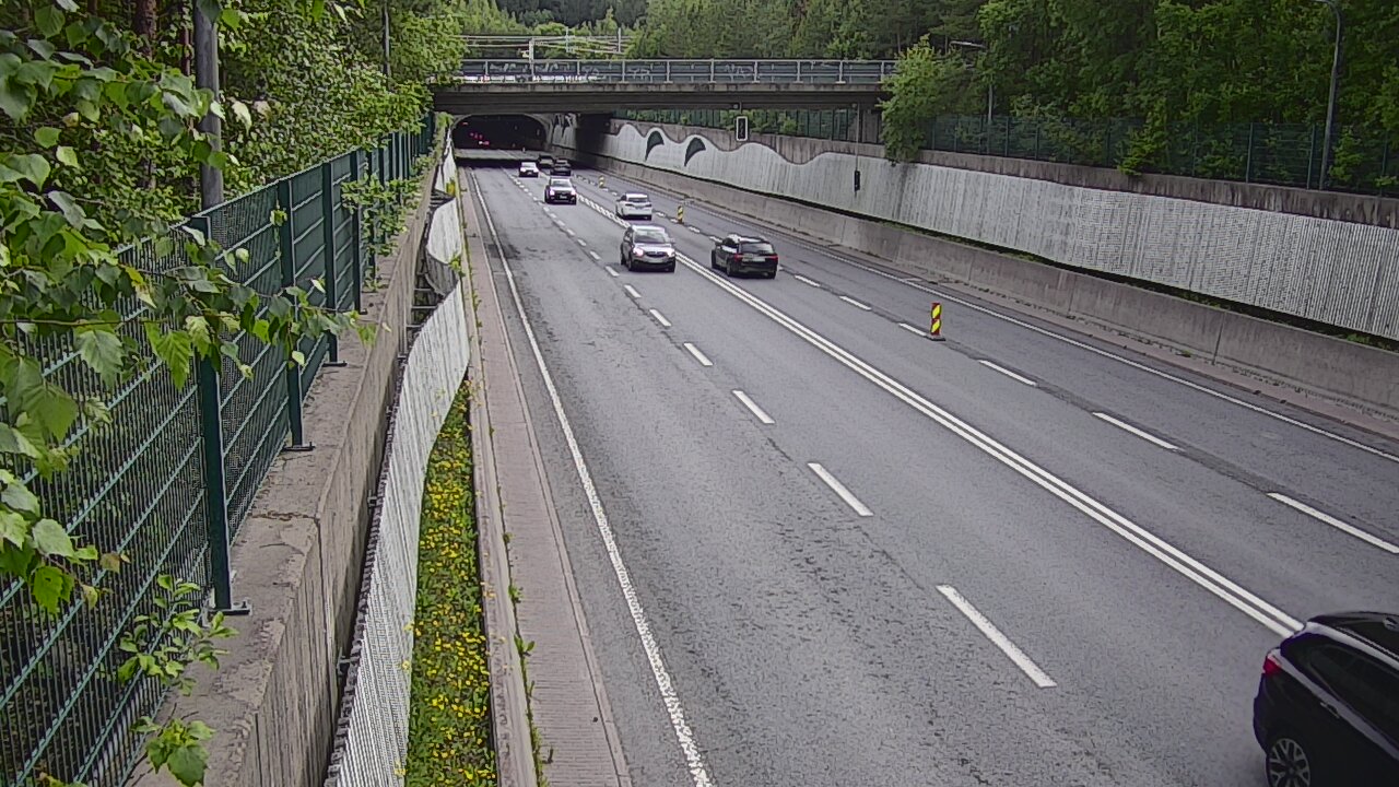 Kelikamerat Kuva Tie 102 Espoo Hiidenkallion tunneli, suuaukko pohj., Espoo, Uusimaa