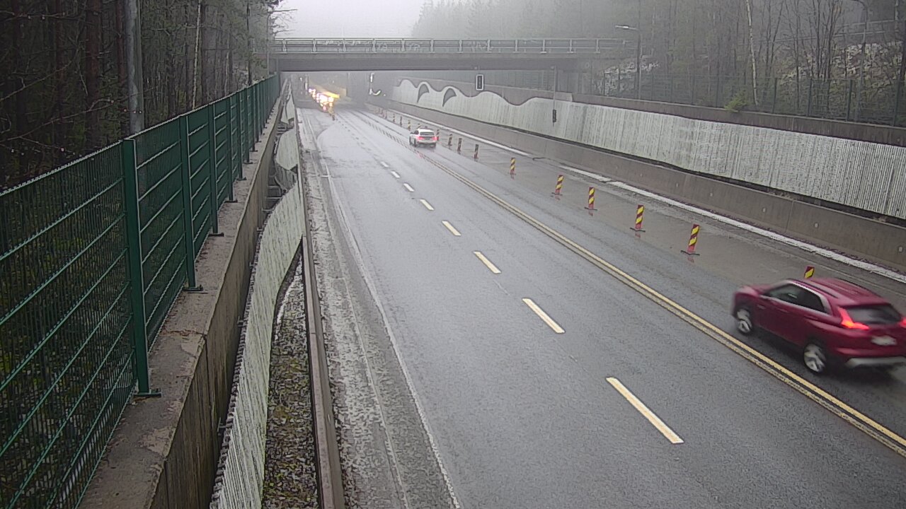 Kelikamerat Kuva Tie 102 Espoo Hiidenkallion tunneli, suuaukko pohj., Espoo, Uusimaa