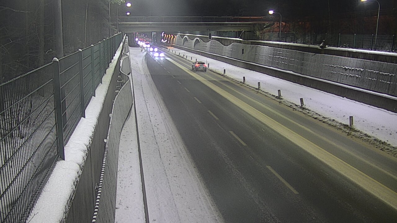 Kelikamerat Kuva Tie 102 Espoo Hiidenkallion tunneli, suuaukko pohj., Espoo, Uusimaa