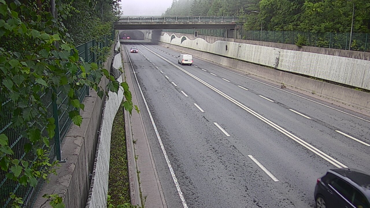Weather Camera Image Road 102 Espoo Hiidenkallion tunneli, suuaukko north., Espoo, Uusimaa