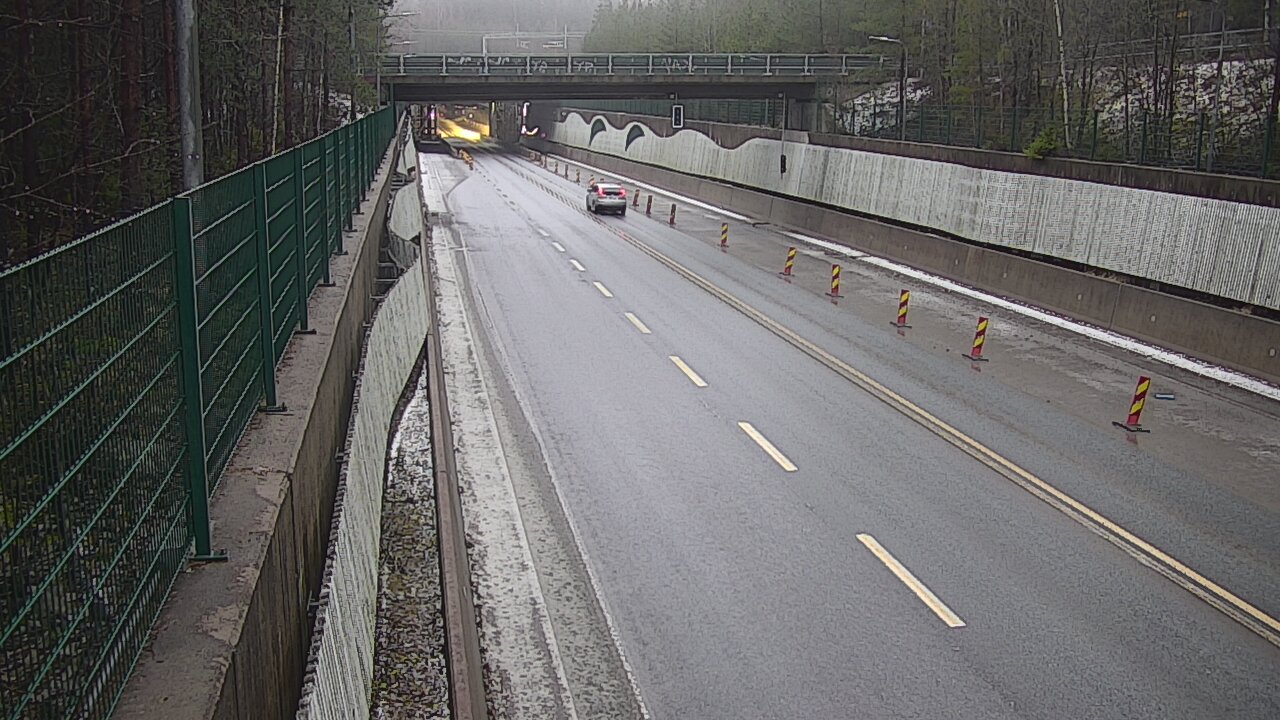 Kelikamerat Kuva Tie 102 Espoo Hiidenkallion tunneli, suuaukko pohj., Espoo, Uusimaa