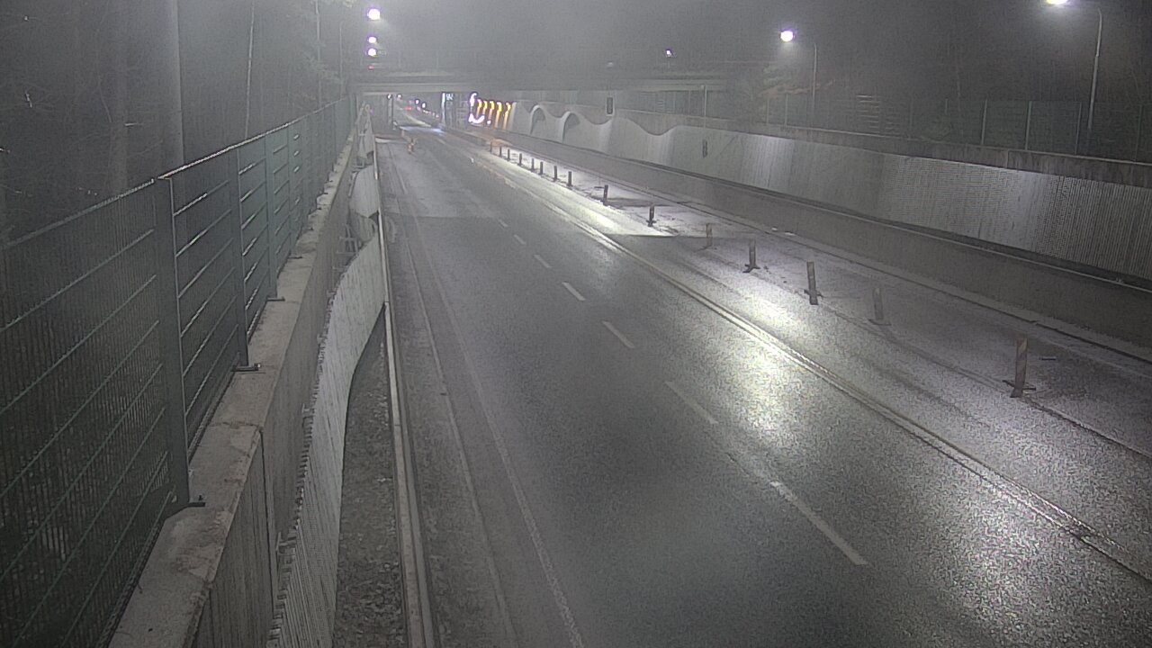 Kelikamerat Kuva Tie 102 Espoo Hiidenkallion tunneli, suuaukko pohj., Espoo, Uusimaa