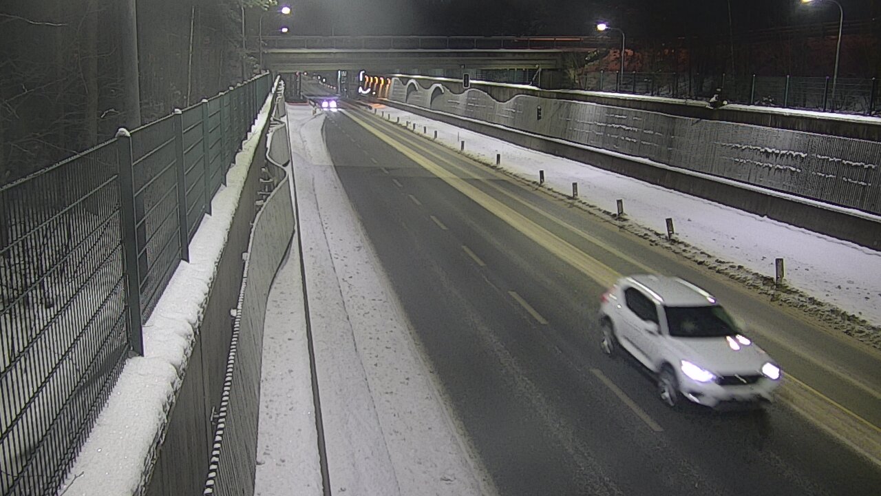 Kelikamerat Kuva Tie 102 Espoo Hiidenkallion tunneli, suuaukko pohj., Espoo, Uusimaa