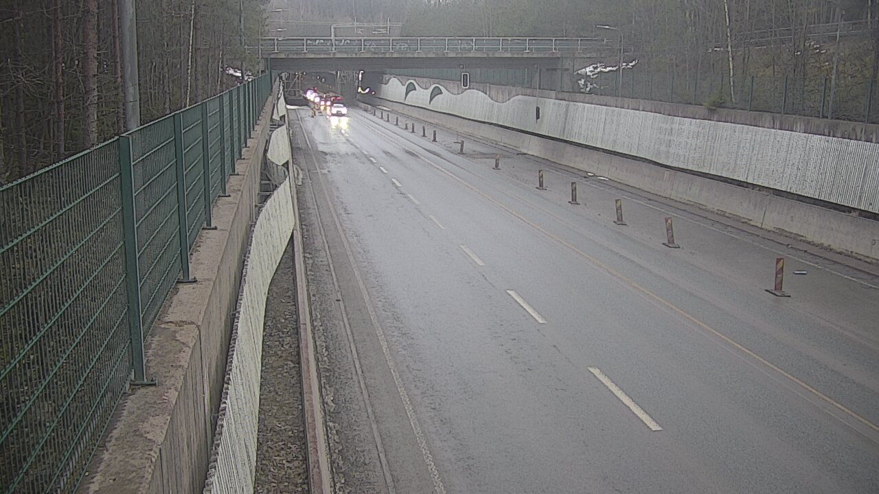 Kelikamerat Kuva Tie 102 Espoo Hiidenkallion tunneli, suuaukko pohj., Espoo, Uusimaa
