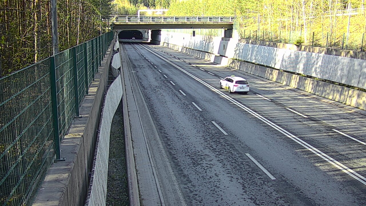 Kelikamerat Kuva Tie 102 Espoo Hiidenkallion tunneli, suuaukko pohj., Espoo, Uusimaa