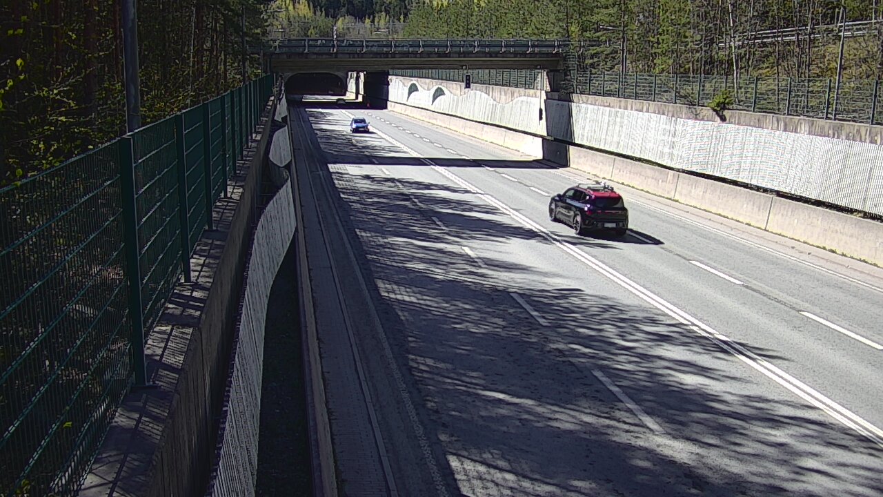 Kelikamerat Kuva Tie 102 Espoo Hiidenkallion tunneli, suuaukko pohj., Espoo, Uusimaa