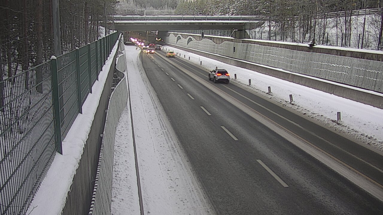 Kelikamerat Kuva Tie 102 Espoo Hiidenkallion tunneli, suuaukko pohj., Espoo, Uusimaa