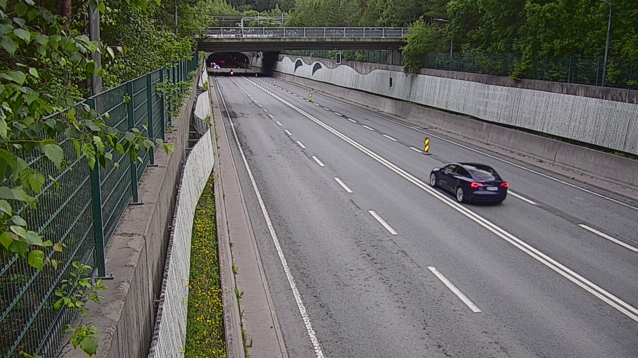 Kelikamerat Kuva Tie 102 Espoo Hiidenkallion tunneli, suuaukko pohj., Espoo, Uusimaa