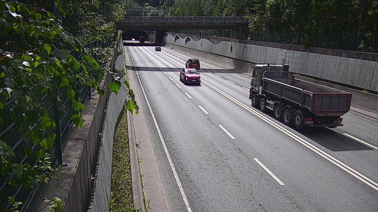 Kelikamerat Kuva Tie 102 Espoo Hiidenkallion tunneli, suuaukko pohj., Espoo, Uusimaa