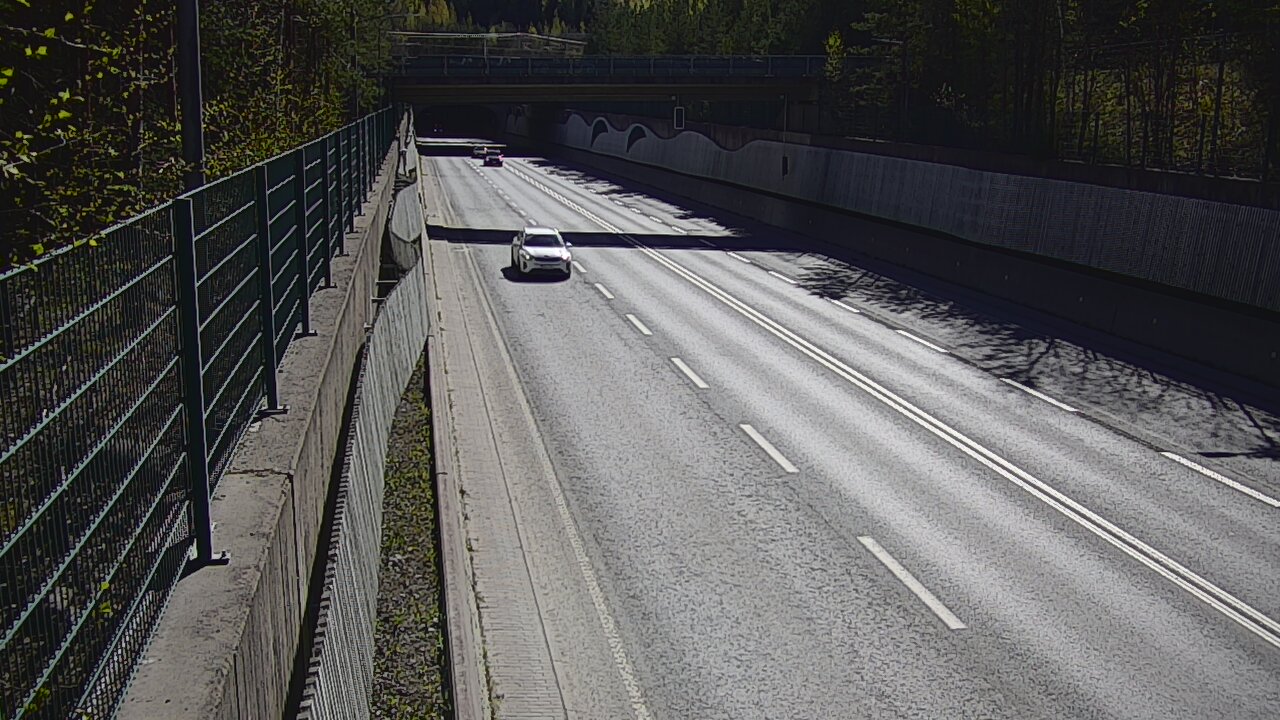 Kelikamerat Kuva Tie 102 Espoo Hiidenkallion tunneli, suuaukko pohj., Espoo, Uusimaa