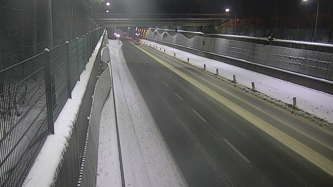 Kelikamerat Kuva Tie 102 Espoo Hiidenkallion tunneli, suuaukko pohj., Espoo, Uusimaa