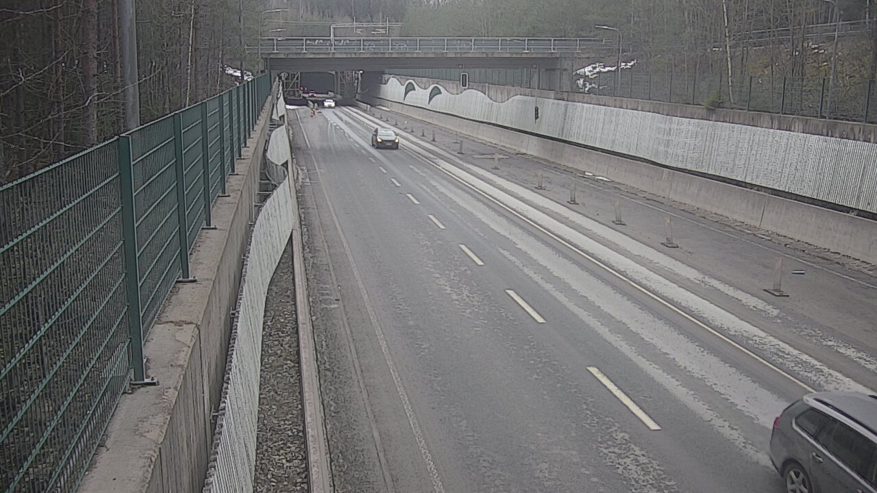 Kelikamerat Kuva Tie 102 Espoo Hiidenkallion tunneli, suuaukko pohj., Espoo, Uusimaa