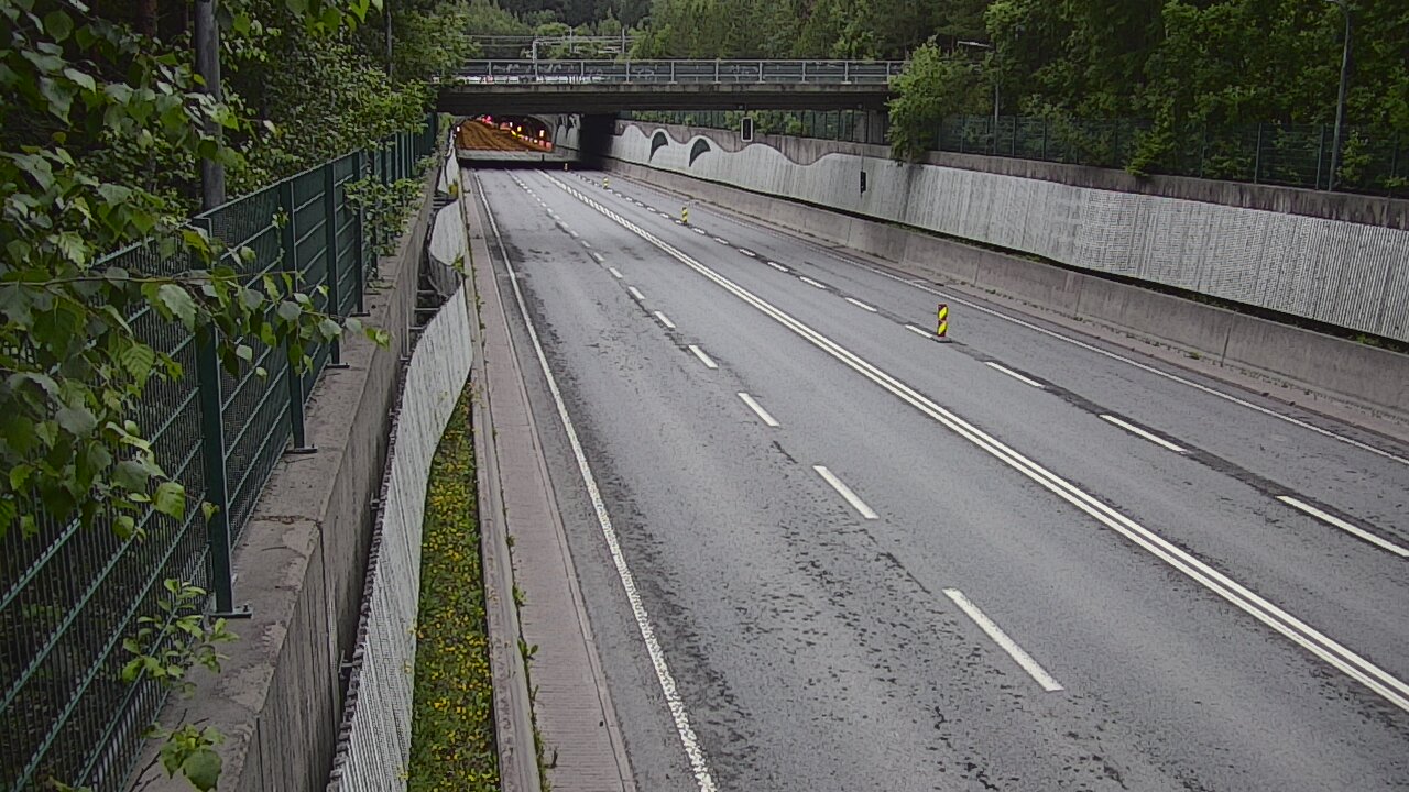 Kelikamerat Kuva Tie 102 Espoo Hiidenkallion tunneli, suuaukko pohj., Espoo, Uusimaa