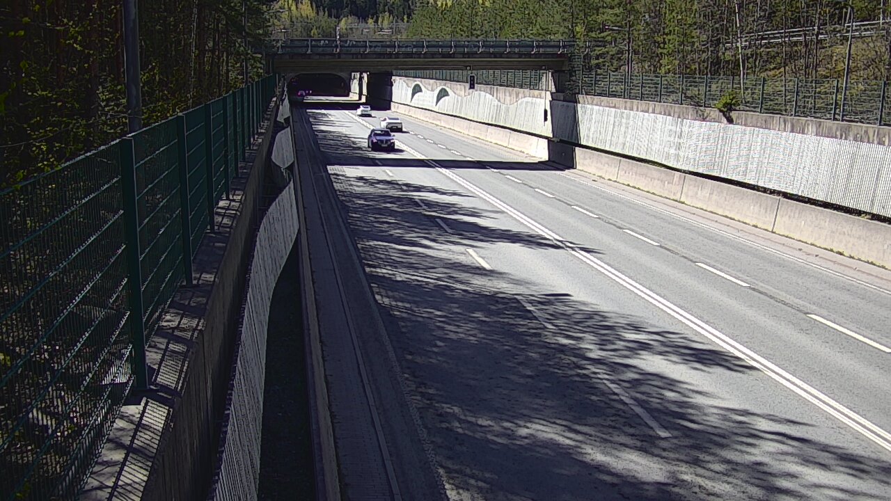 Kelikamerat Kuva Tie 102 Espoo Hiidenkallion tunneli, suuaukko pohj., Espoo, Uusimaa