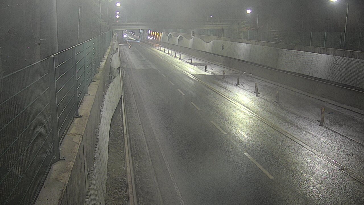 Kelikamerat Kuva Tie 102 Espoo Hiidenkallion tunneli, suuaukko pohj., Espoo, Uusimaa