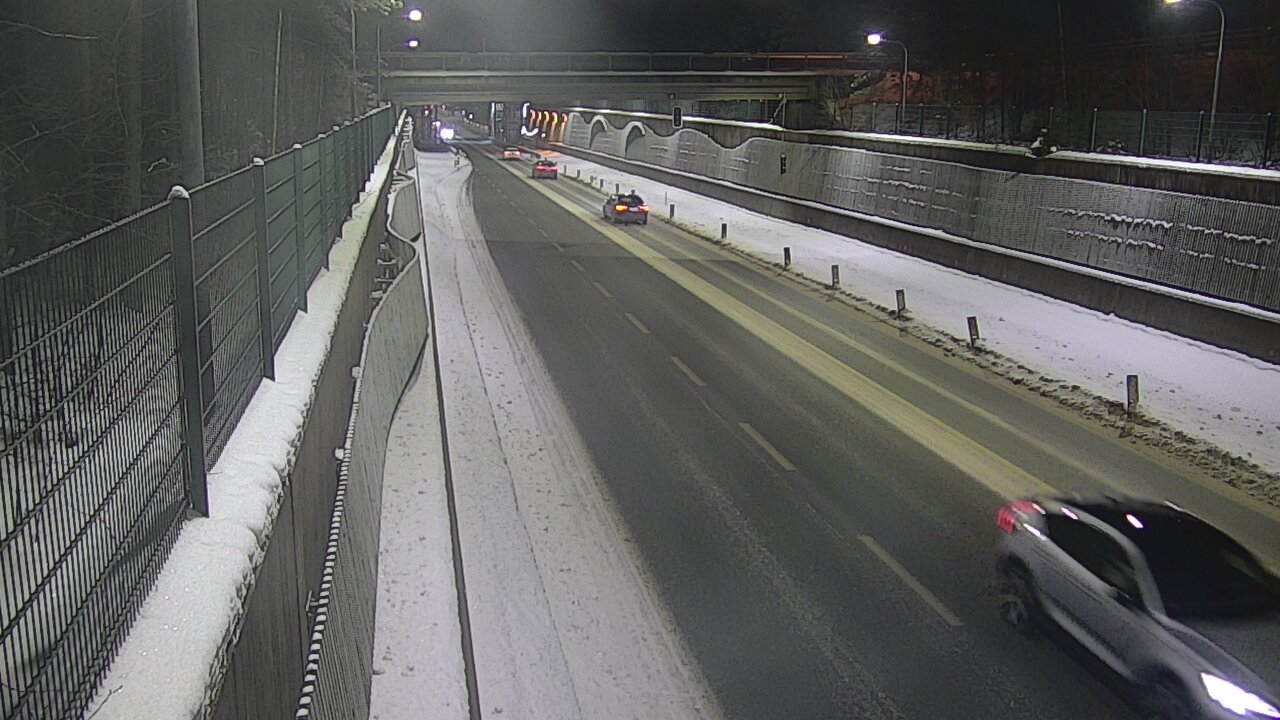 Kelikamerat Kuva Tie 102 Espoo Hiidenkallion tunneli, suuaukko pohj., Espoo, Uusimaa