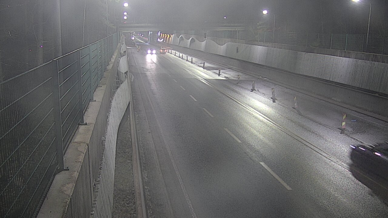 Kelikamerat Kuva Tie 102 Espoo Hiidenkallion tunneli, suuaukko pohj., Espoo, Uusimaa